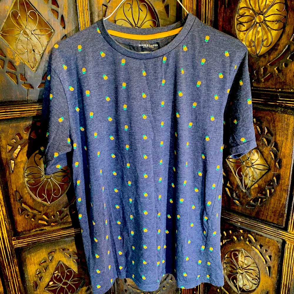 Denim and Flower size Sm t-shirt